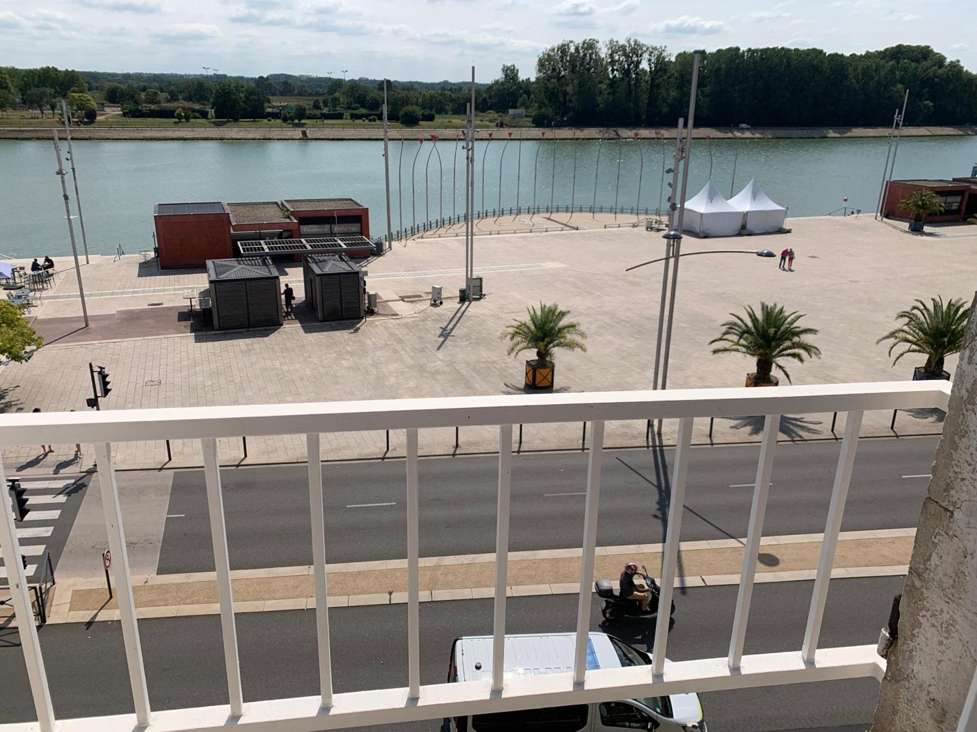 Appartement Neuf, Vue Sur Saone Macon Exterior photo